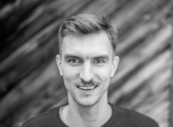 <br />
Maciej<br />
Otrębski